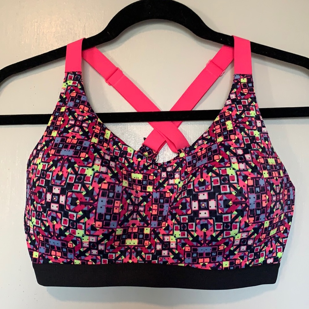 Victoria Secret sports bra